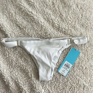 Beach Bunny Rib-Tide Skimpy bikini bottoms - Small